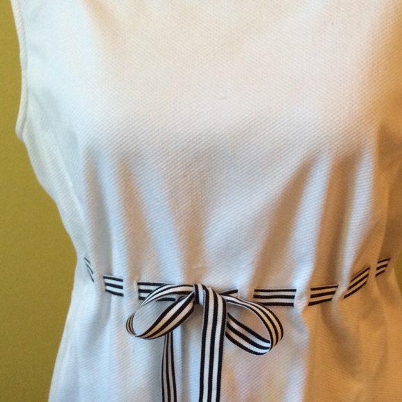 Noviello-Bloom White Sleeveless Empire Dress Sz 12 - Picture 2 of 14